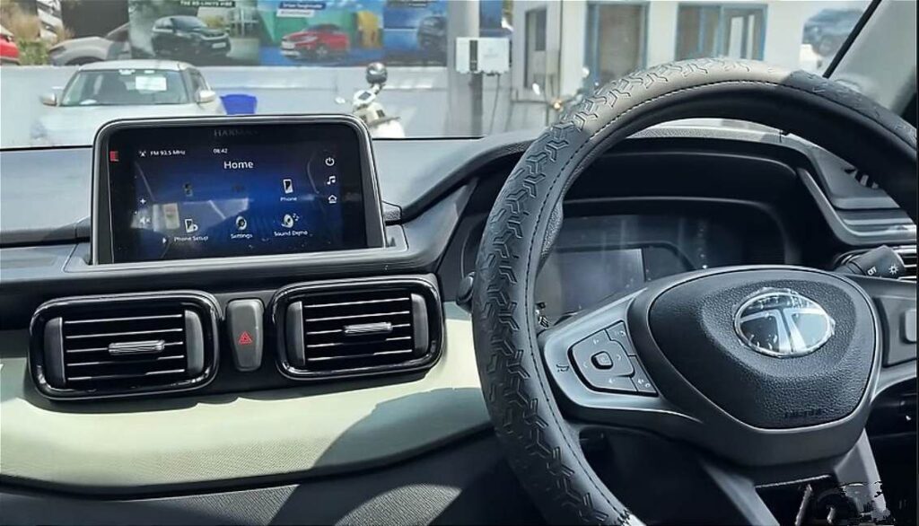 tata punch facelift interior